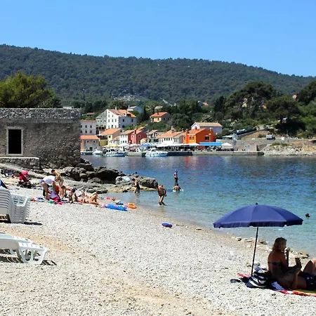 By The Sea Veli Losinj, Losinj - 8031 アパート ヴェリ・ロシニュ